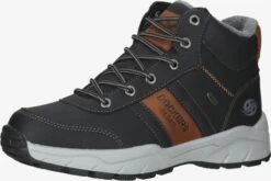 Dockers By Gerli Laarzen